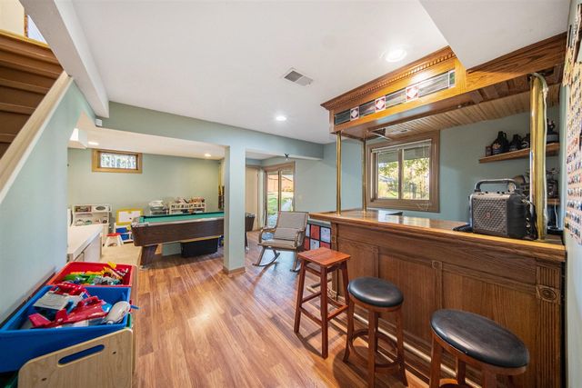 2875 Trailwood Lane, Ann Arbor, MI 48105