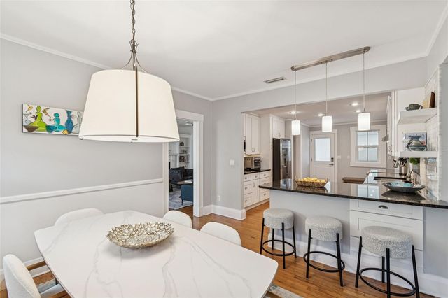 2527 W WATROUS AVENUE, Tampa, FL 33629