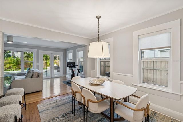 2527 W WATROUS AVENUE, Tampa, FL 33629