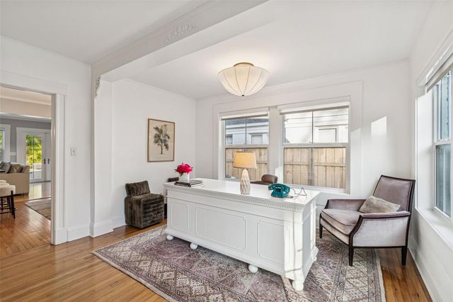 2527 W WATROUS AVENUE, Tampa, FL 33629