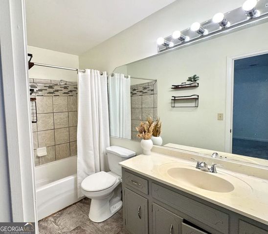 1439 Cambridge Common, Decatur, GA 30033
