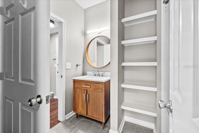 800 S DAKOTA AVENUE 206, Tampa, FL 33606