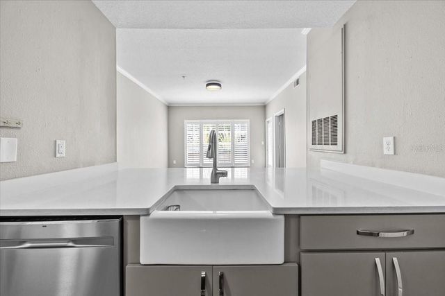 800 S DAKOTA AVENUE 206, Tampa, FL 33606