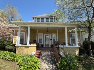 214 South Sycamore Street, Elizabethton, TN 37643