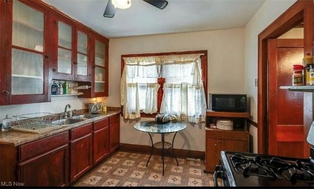 14300 darwin, Cleveland, OH 44110