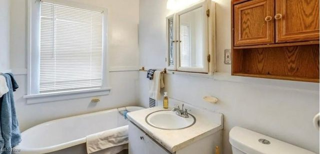 14300 darwin, Cleveland, OH 44110