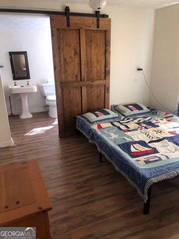 618 Riverside Drive, Cleveland, GA 30528