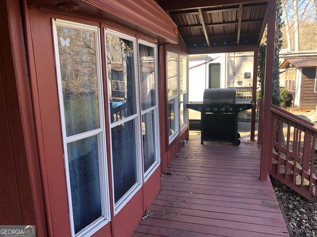 618 Riverside Drive, Cleveland, GA 30528