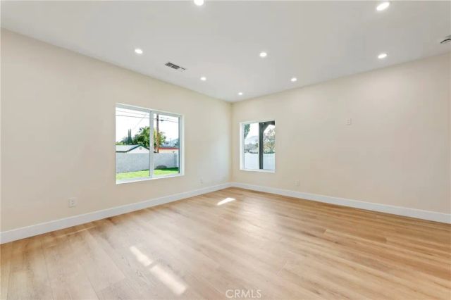 254 W Santa Anita, Burbank, CA 91502