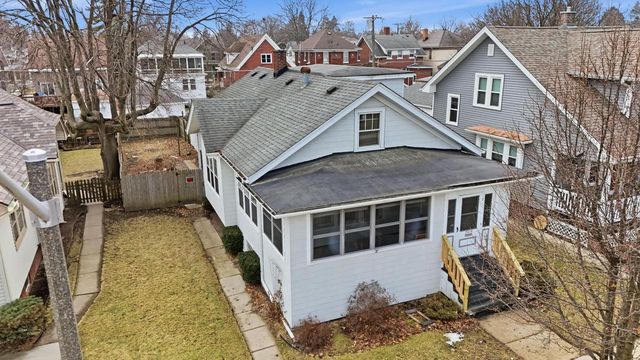 2419 Thor AVENUE, Racine, WI 53405