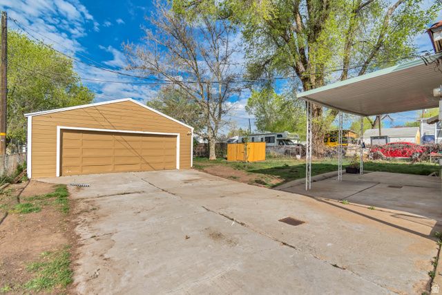 42 S 450 E, Clearfield, UT 84015