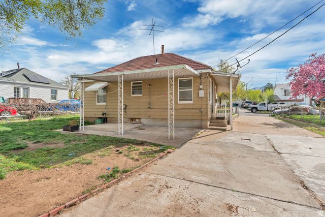 42 S 450 E, Clearfield, UT 84015