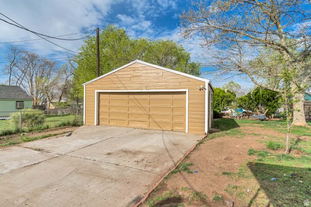 42 S 450 E, Clearfield, UT 84015