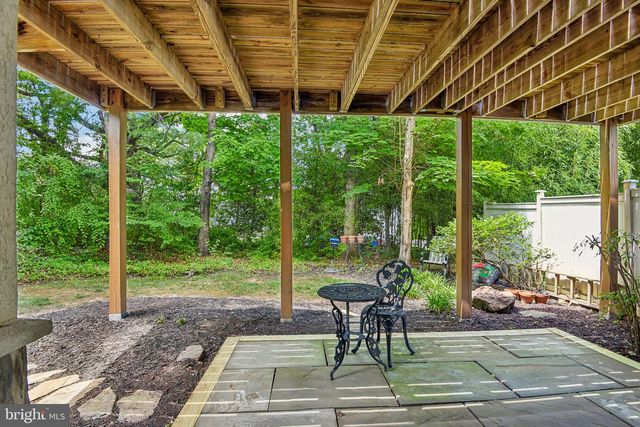 4014 DOGBERRY LN, Fairfax, VA 22033