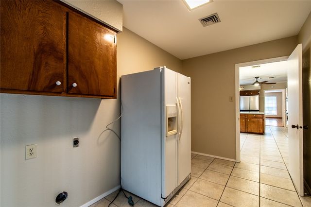 5010 Royalton Dr, Corpus Christi, TX 78413