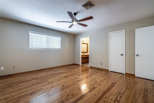 5010 Royalton Dr, Corpus Christi, TX 78413