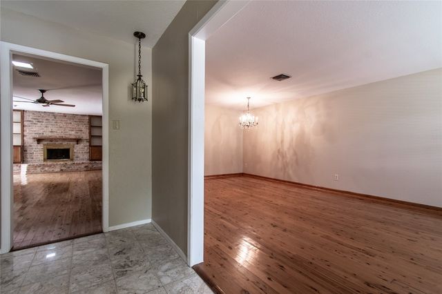 5010 Royalton Dr, Corpus Christi, TX 78413