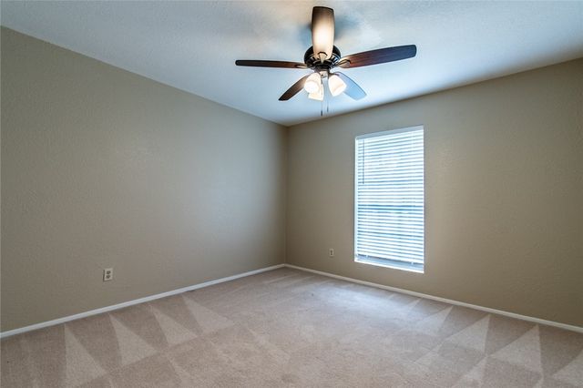 5010 Royalton Dr, Corpus Christi, TX 78413