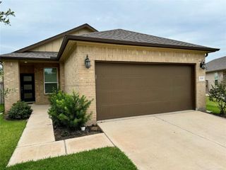 2038 Myrtle Oak Court, Conroe, TX 77304