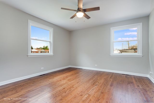 10072 Drury Lane, Westchester, IL 60154