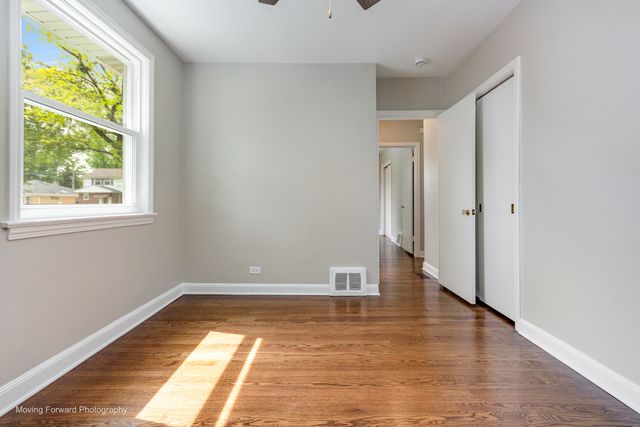 10072 Drury Lane, Westchester, IL 60154
