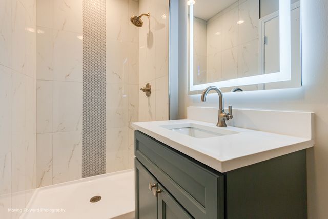 10072 Drury Lane, Westchester, IL 60154