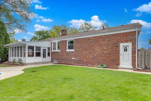 10072 Drury Lane, Westchester, IL 60154