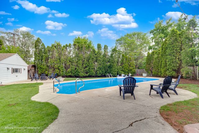 10072 Drury Lane, Westchester, IL 60154