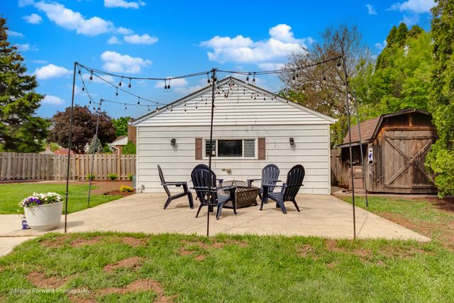 10072 Drury Lane, Westchester, IL 60154