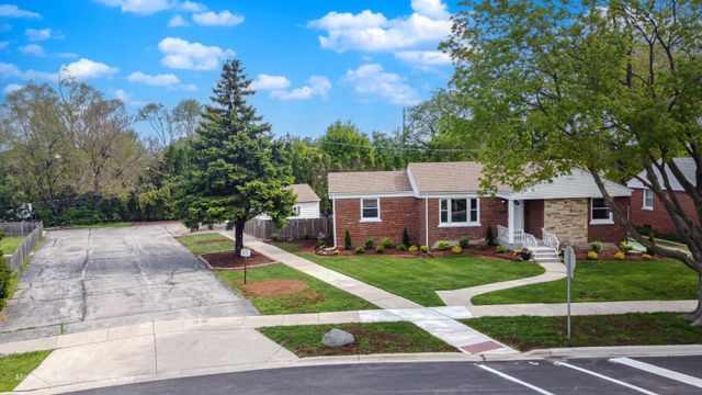 10072 Drury Lane, Westchester, IL 60154