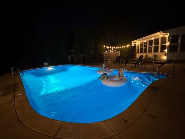 10072 Drury Lane, Westchester, IL 60154