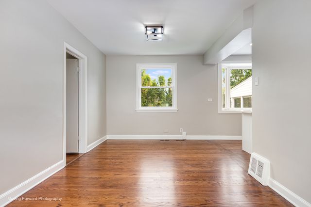 10072 Drury Lane, Westchester, IL 60154
