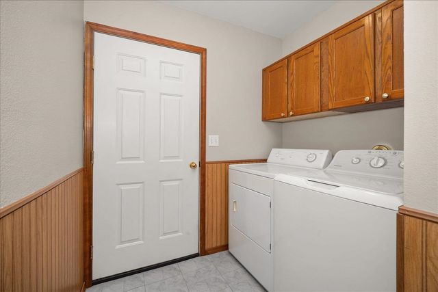 7602 N Old Fort Dr, Spokane, WA 99208
