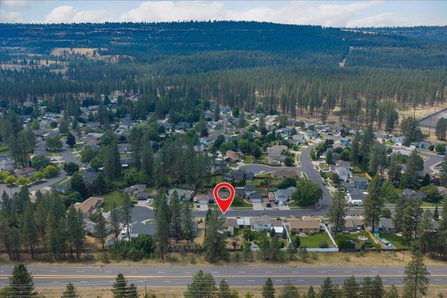 7602 N Old Fort Dr, Spokane, WA 99208