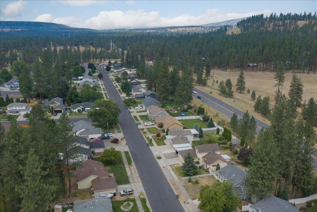 7602 N Old Fort Dr, Spokane, WA 99208