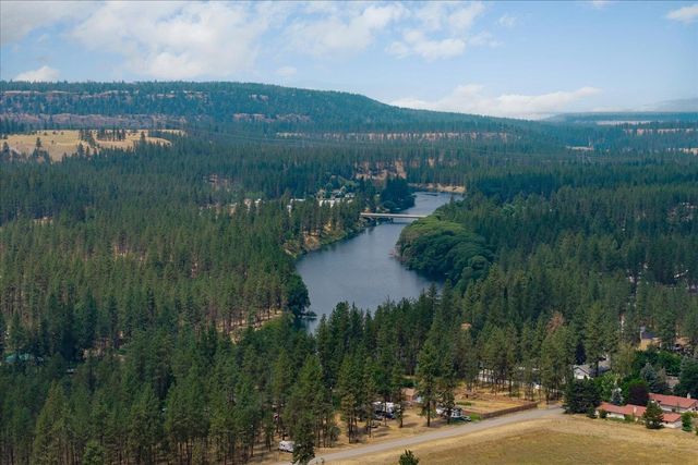 7602 N Old Fort Dr, Spokane, WA 99208