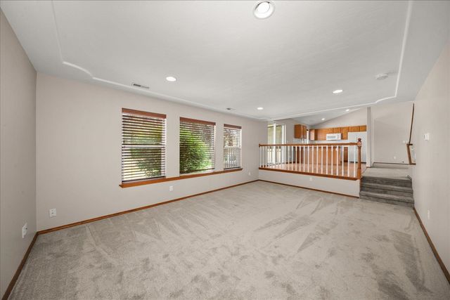 7602 N Old Fort Dr, Spokane, WA 99208