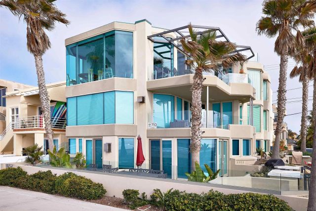 3377 Ocean Front Walk, San Diego, CA 92109