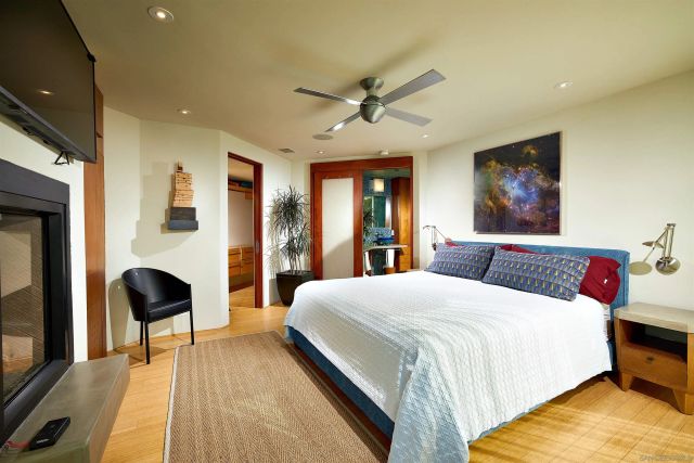 3377 Ocean Front Walk, San Diego, CA 92109