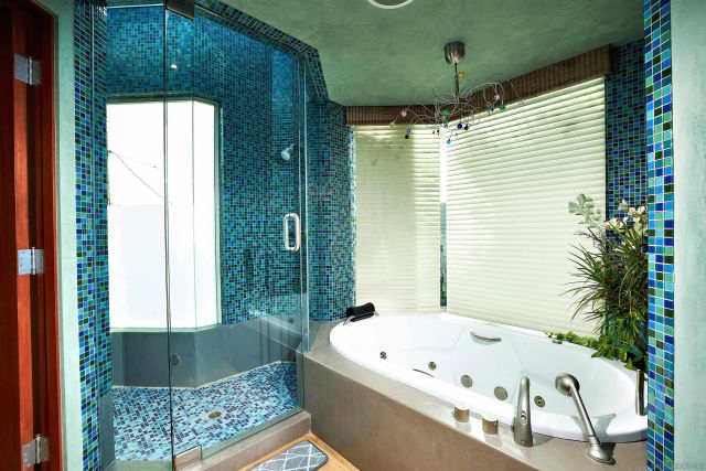 3377 Ocean Front Walk, San Diego, CA 92109