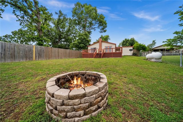 16578 Cypress Lane, Rogers, AR 72756