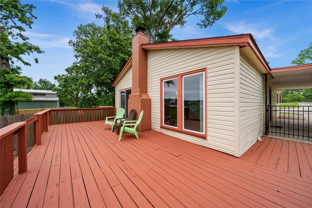 16578 Cypress Lane, Rogers, AR 72756