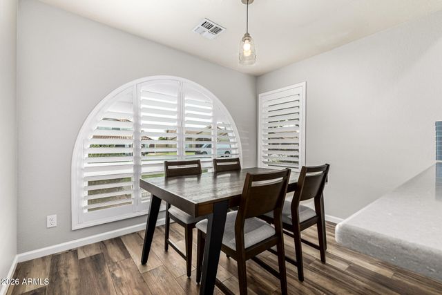 2330 W MYRTLE Drive, Chandler, AZ 85248