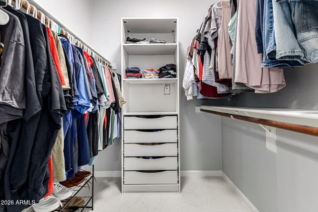 2330 W MYRTLE Drive, Chandler, AZ 85248