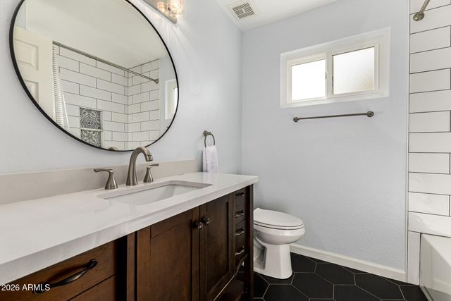 2330 W MYRTLE Drive, Chandler, AZ 85248