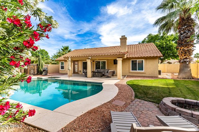 2330 W MYRTLE Drive, Chandler, AZ 85248