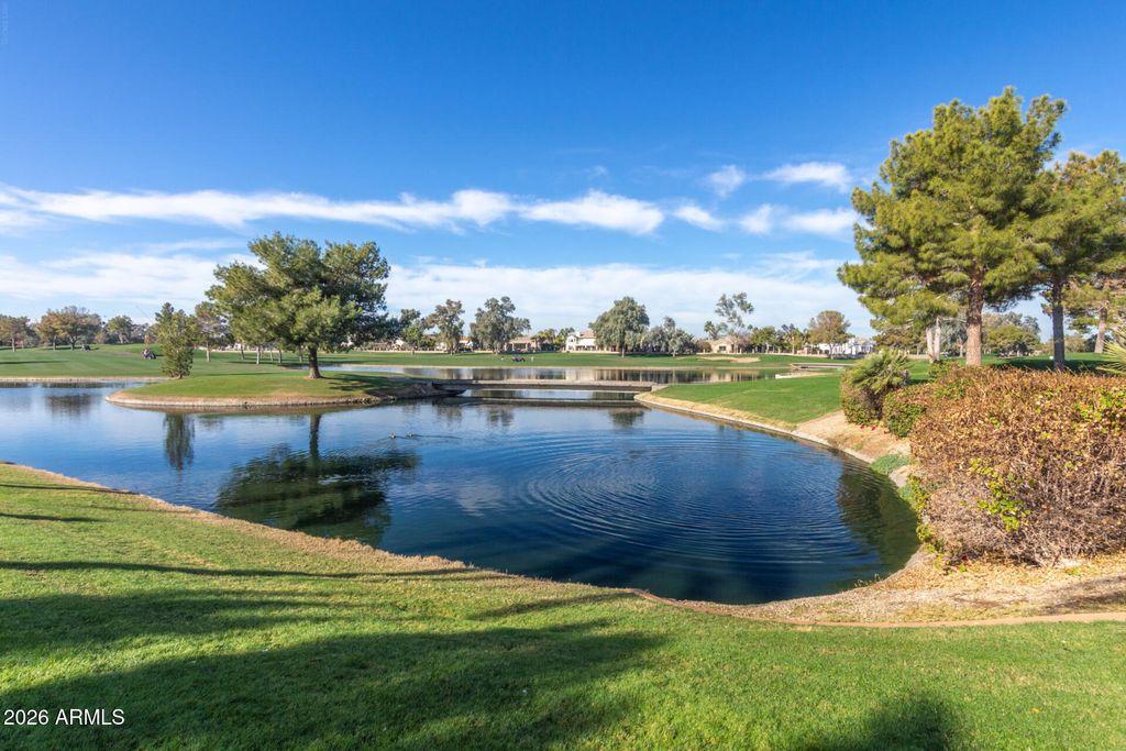 Image 27 of property listing at 2330 W MYRTLE Drive, Chandler, AZ 85248