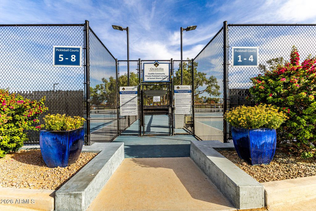 Image 31 of property listing at 2330 W MYRTLE Drive, Chandler, AZ 85248