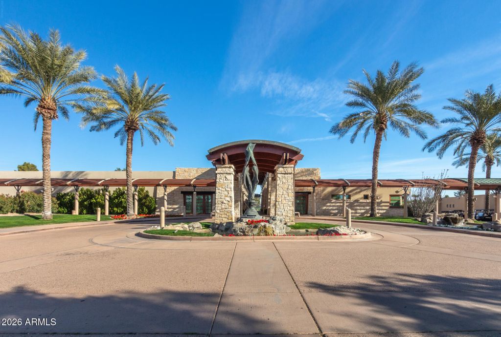 Image 38 of property listing at 2330 W MYRTLE Drive, Chandler, AZ 85248