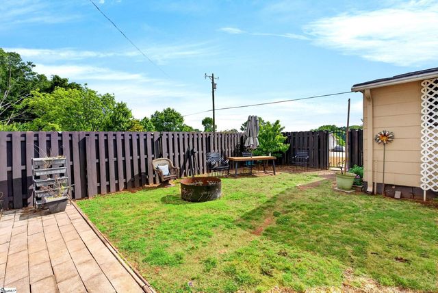 129 Gano Drive, Woodruff, SC 29638